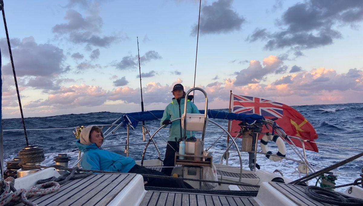 An adventure around the world 